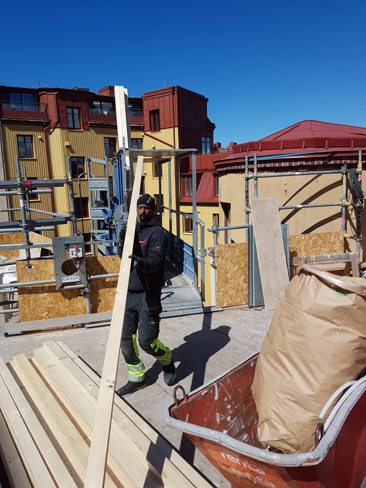 Bygghjälp och bärhjälp på bygget – Allflytt-TSV AB Göteborg